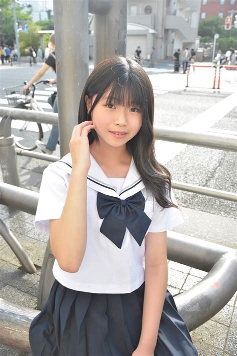 素人 中学生 無修正 Porn .
